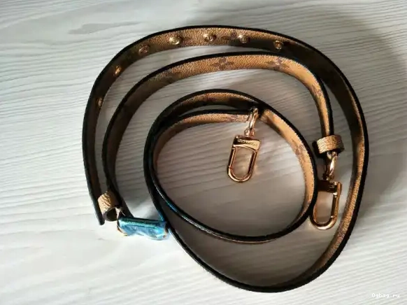 Louis POCHETTE Vuitton METIS 0427